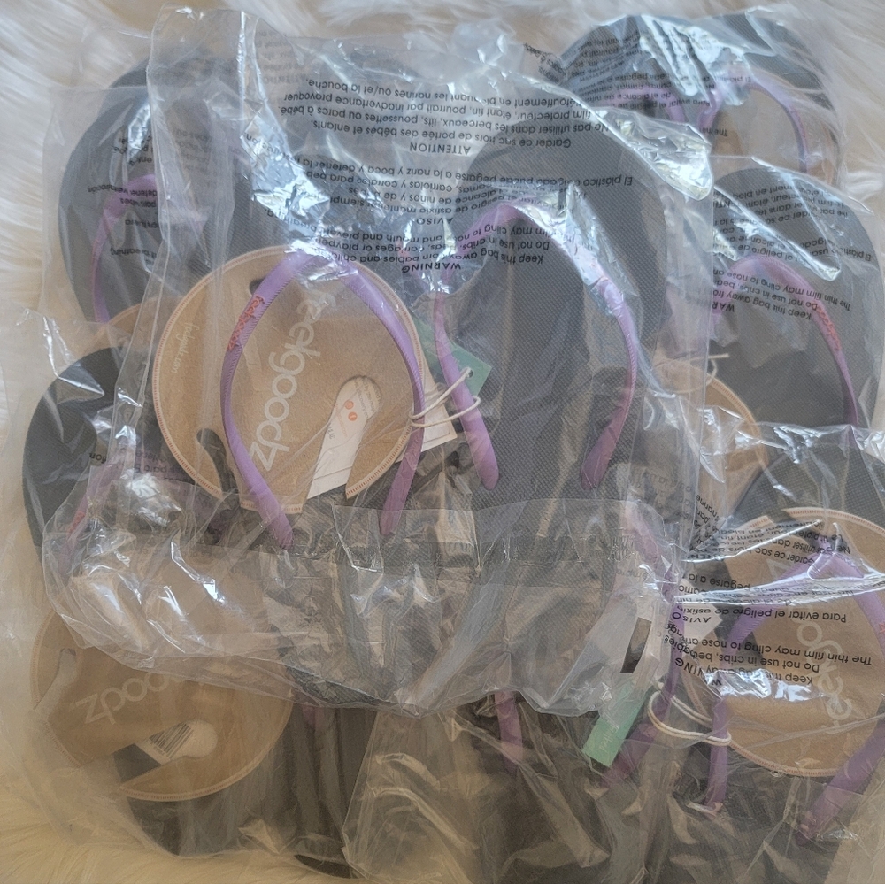 Women’s Slimz Ultra Lilac Feelgoodz Shoes (One Pair) - Picture 11 of 11